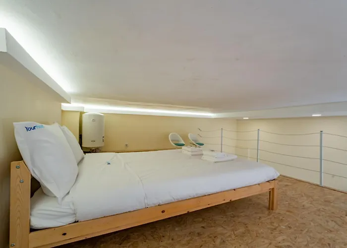 Close To Everything Your Yellow Prm 1f *